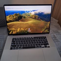 2019 Macbook Pro 16in Retina Core i7- 16GB -SSD 512 GB  with touch bad