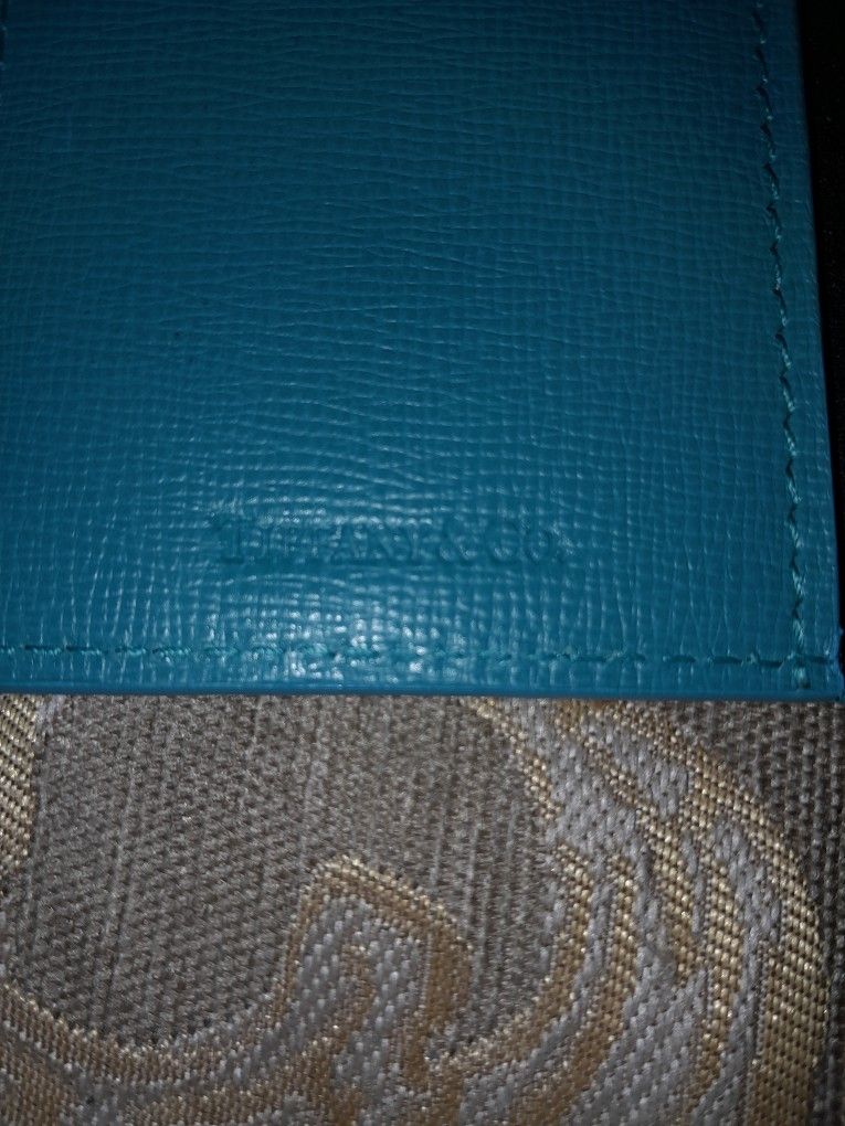 Tiffany And CO. PASSPORT COVER