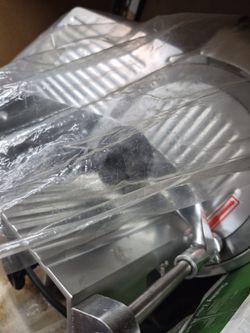 Meat slicer