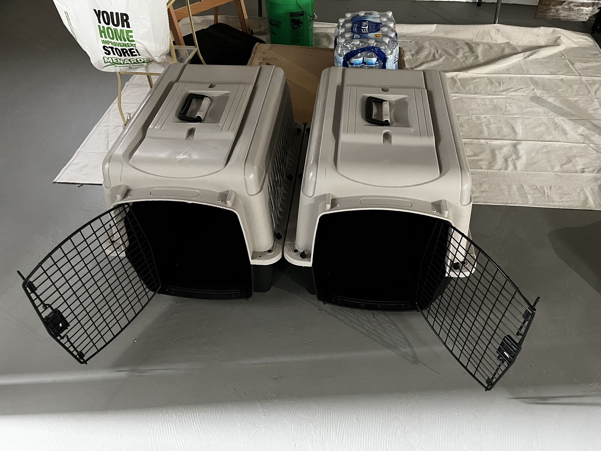 Pet Kennel / Medium