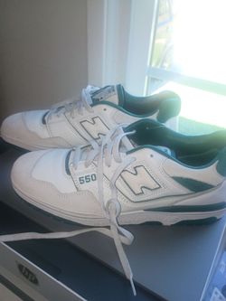 Men's size 12 new balance shoes