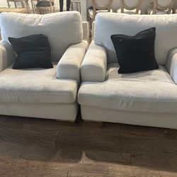 Large Living Room Seats