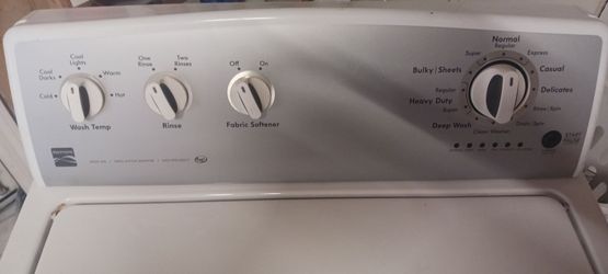 White/ Gray Kenmore 400 Washer.