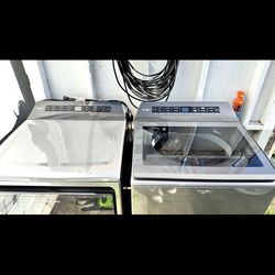 Washer & Dryer - Whirlpool 