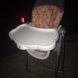Very Nice Adjustable Reclining Fold Up Highchair Only $40