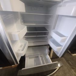 Refrigerator lg