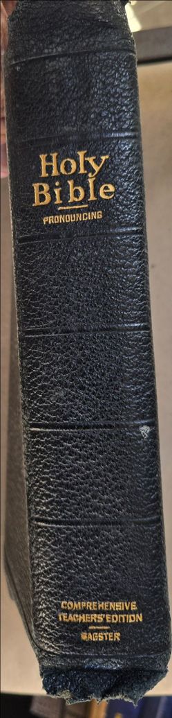 THE COMPREHENSIVE TEACHERS BIBLE BY JAMES & POTTER LEATHER BOND VINTAGE 1901