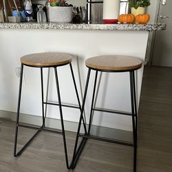 Set of 2 Modern Bar Stools - Wood Seat & Metal Frame