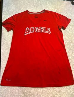 Women angels Nike  shirt medium size