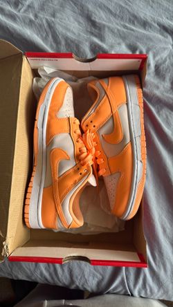Used women dunk