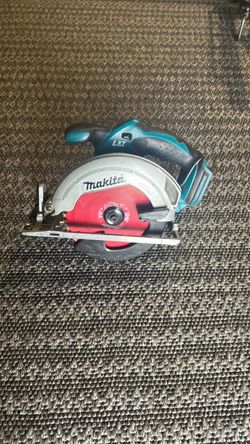 Makita LXT Cordless Circular Saw