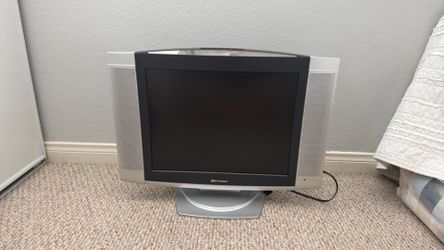 Emerson color TV perfect for gaming Nintendo Wii PlayStation plug-in or DVD VHS plug-in Emerson color TV perfect for gaming Nintendo Wii PlayStation p