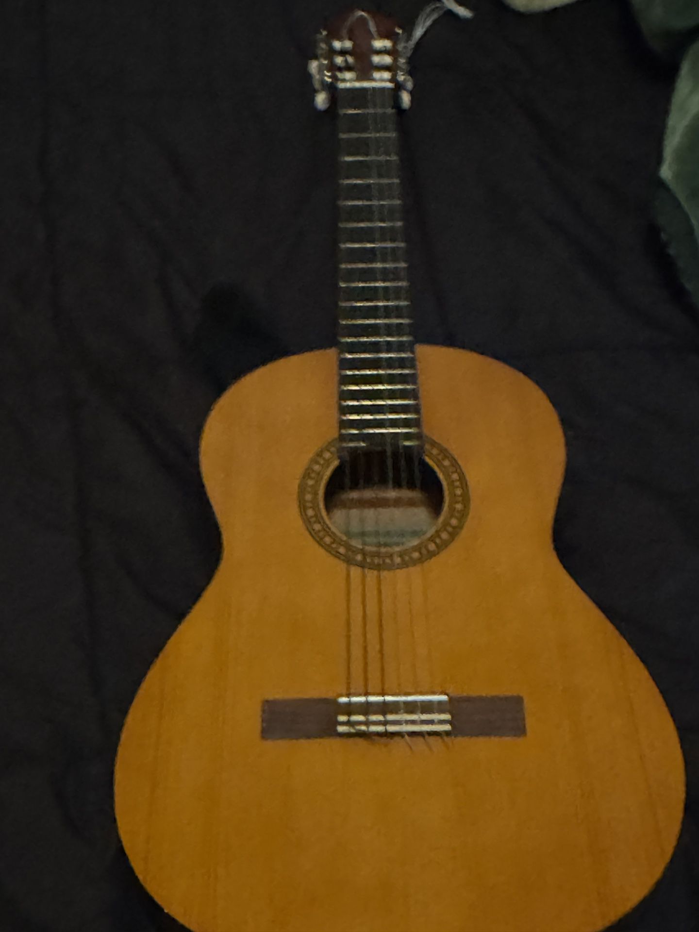 Acoustic Yamaha Guitar GS103a