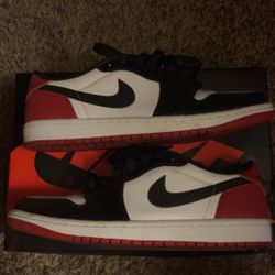 Jordan 1 Low Black Toe
