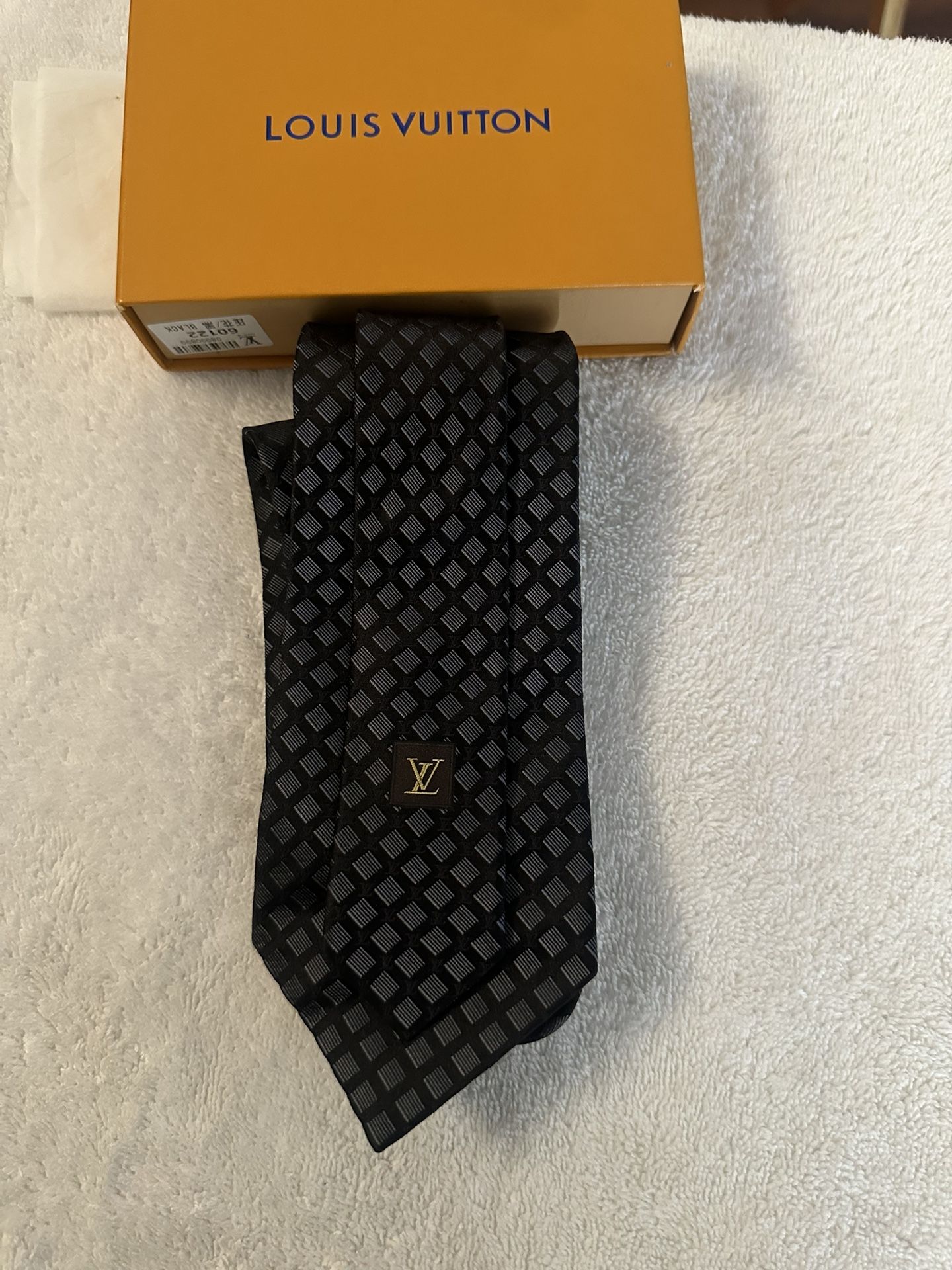 FRENCH SILK TIE.