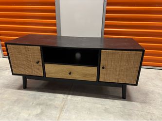Tv console