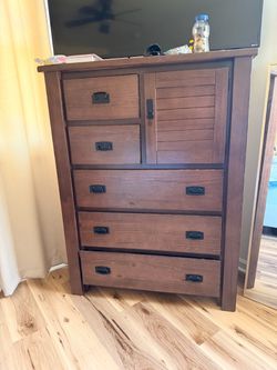 beautiful dresser