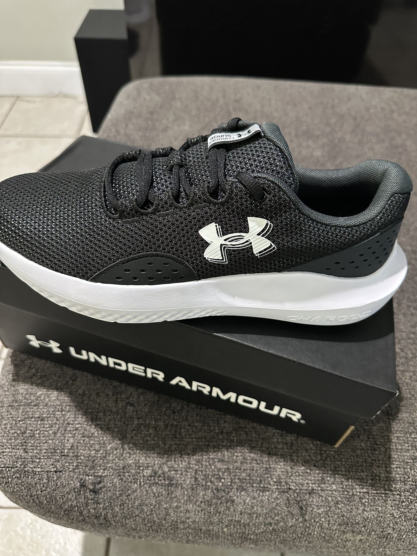 UNDER ARMOUR CHARGED