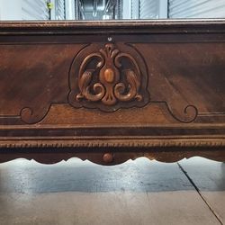 1940s Footed Lane Cedar Hope Chest