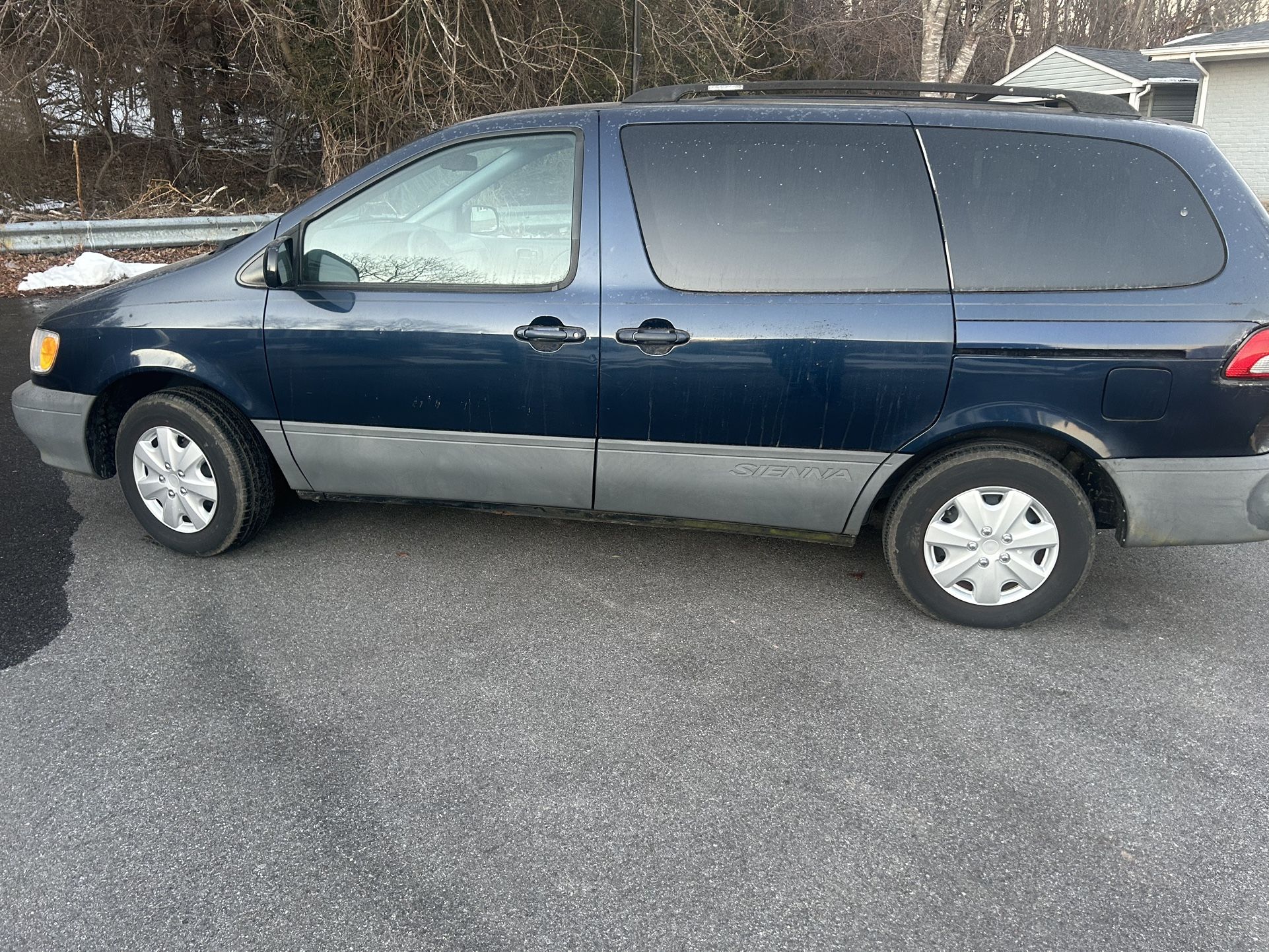 2001 Toyota Sienna