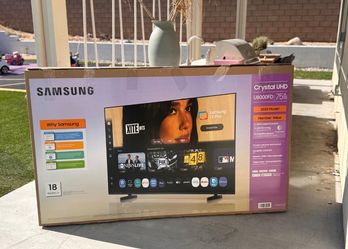 MV 75” Samsung smart 4k led Uhd tv