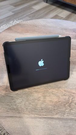 iPad Air 5 (2022) w/ Apple Pencil 2nd Gen