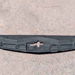 2006-2008 JDM Acura TSX radiator plastic cover / trim