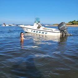 17.5ft Bayliner Trophy