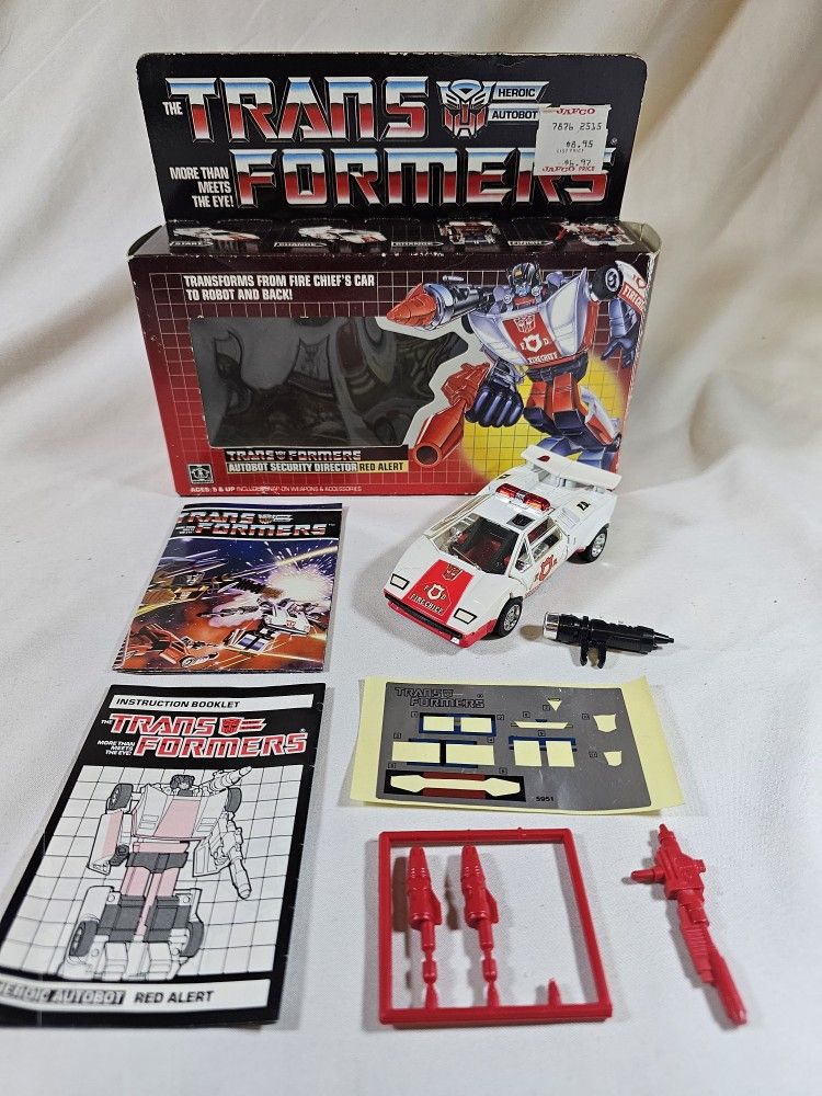 Transformers G1 Red Alert With Box