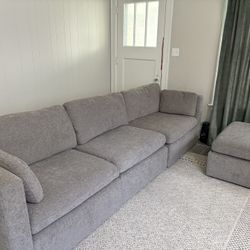 Sectional With Storage Ottoman 