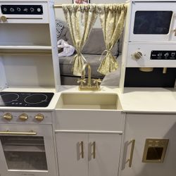 Tiny Land® Trendy Home Style Play Kitchen