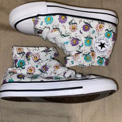 Converse Shoes With Flowers Size 8c