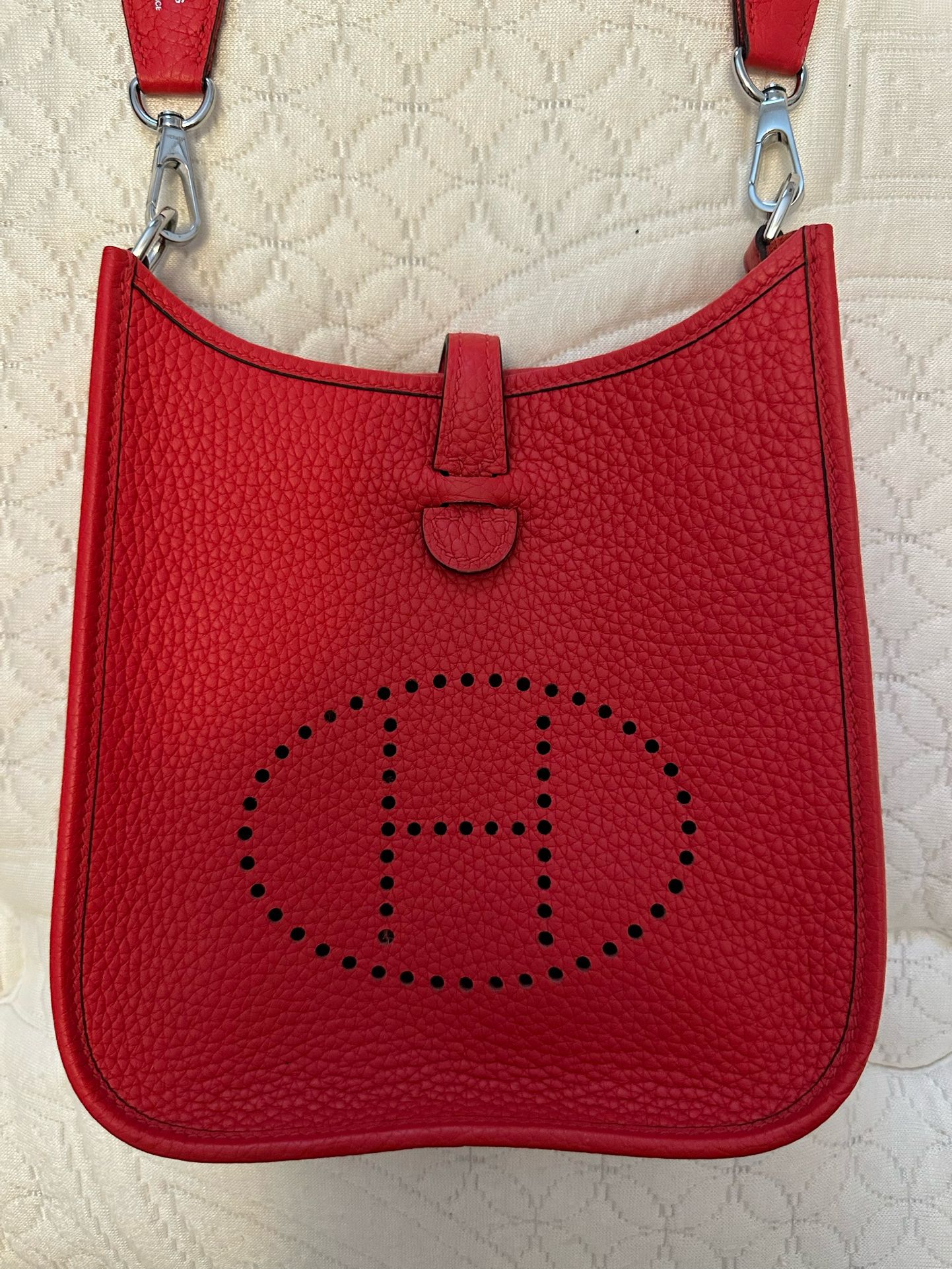 HERMES Authentic Pebbled Leather Small Evelyne bag
