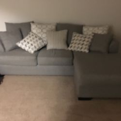 Sectional Couch With Pillow