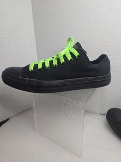 Converse All Stars color black, size Mens-9 women-11