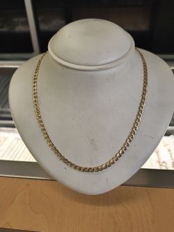 14k solid gold necklace 7.5 grams 22 Long layway available 10%dwon if you interested please make sure you ask for Maribel thank you