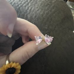 Women’s Pink Heart Earrings 