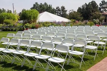 White Party Folding Chair Easy Event Folding Chair for Events & Parties, Indoors or Outdoors Sillas Para Fiesta Mesas Blanco Weight Capacity 650lb