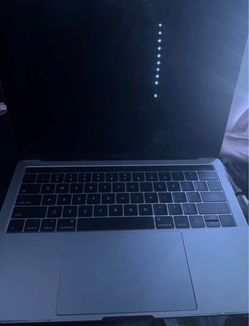 (For Parts/Broken) Macbook Pro 13 in w/touchbar Model Number: A1706