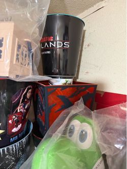 Jurassic popcorn bucket