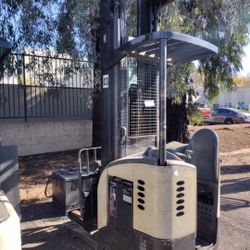 Crown Reach Forklift