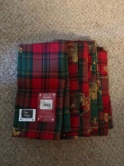 7 Napkins – $15, Brand New, Never Used