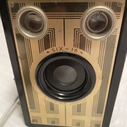 Vintage Brownie Junior Six - 16 Camera