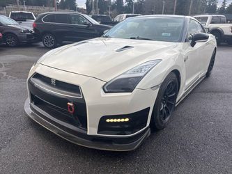 2013 Nissan GT-R
