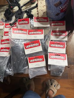Arrma 8s outcast/kraton parts