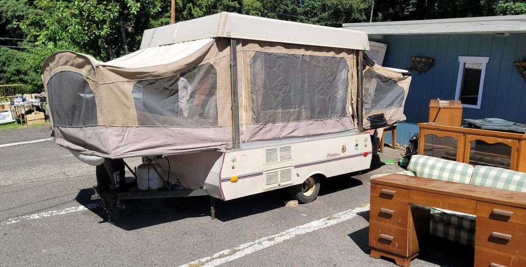 1988 Coleman Newport Camper