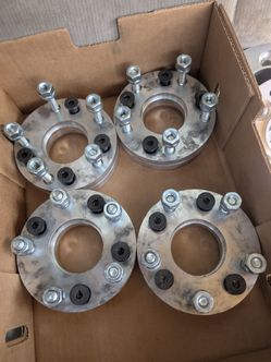 Billet adapters 4 lug to 5 lug