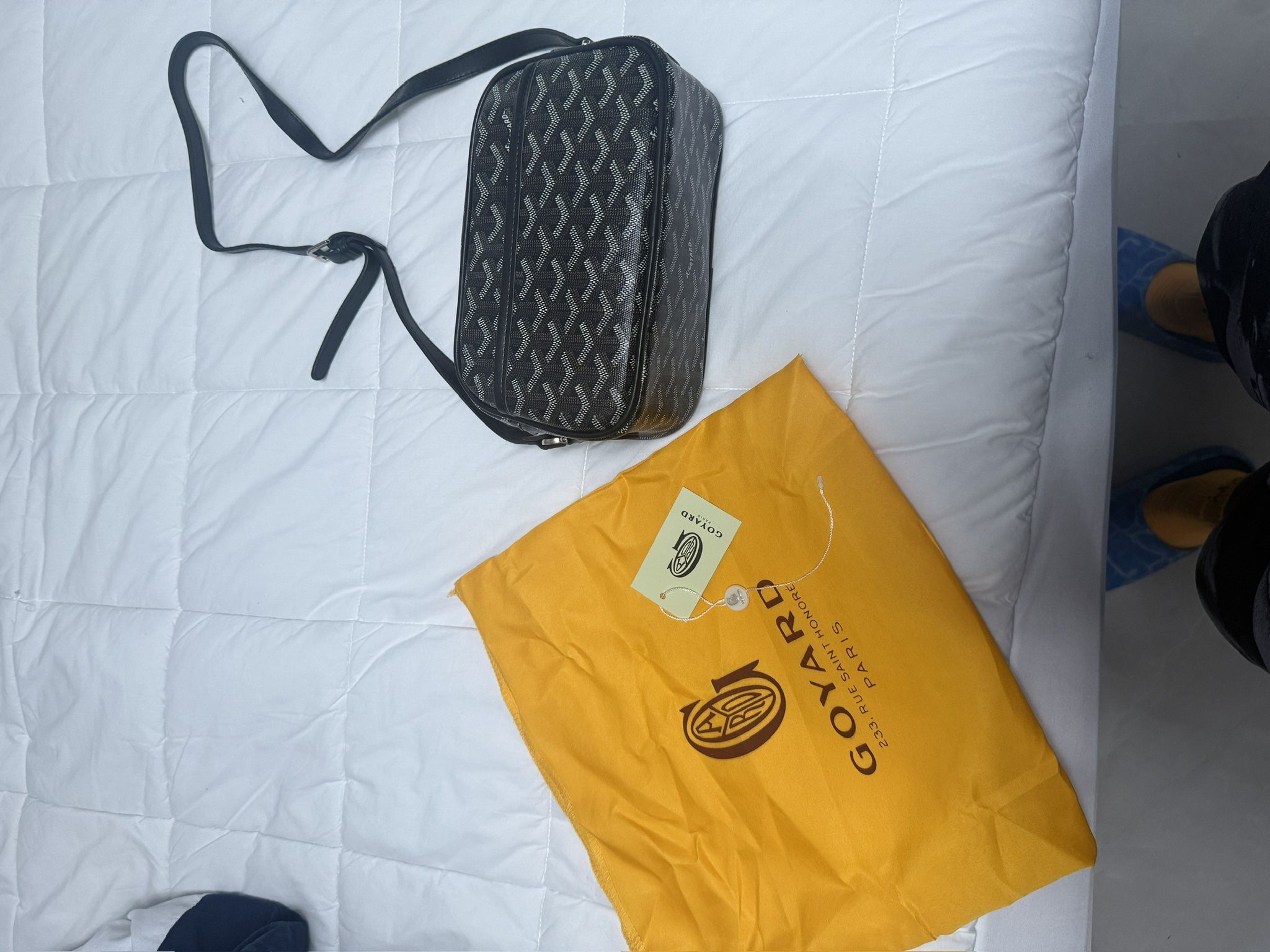 GoYard Cap Vert Messenger Crossbody Bag