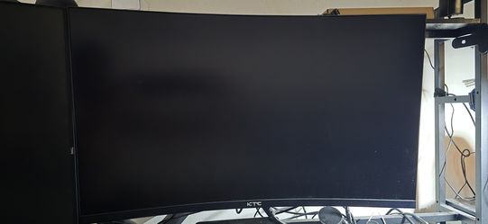 KTC H32S17F 32" Curved Gaming Monitor – 240Hz – HDR10 – Excellent Condition