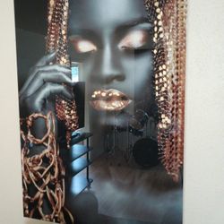 Brand New Glass Pictures Of A Queen No Other Picture Of Artwork Like This . Phenomenal Artwork